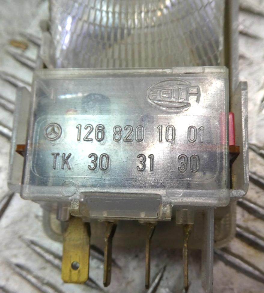 Original Mercedes-Benz W126 C126 SEC Leuchte Innenleuchte gebraucht - 1268201001