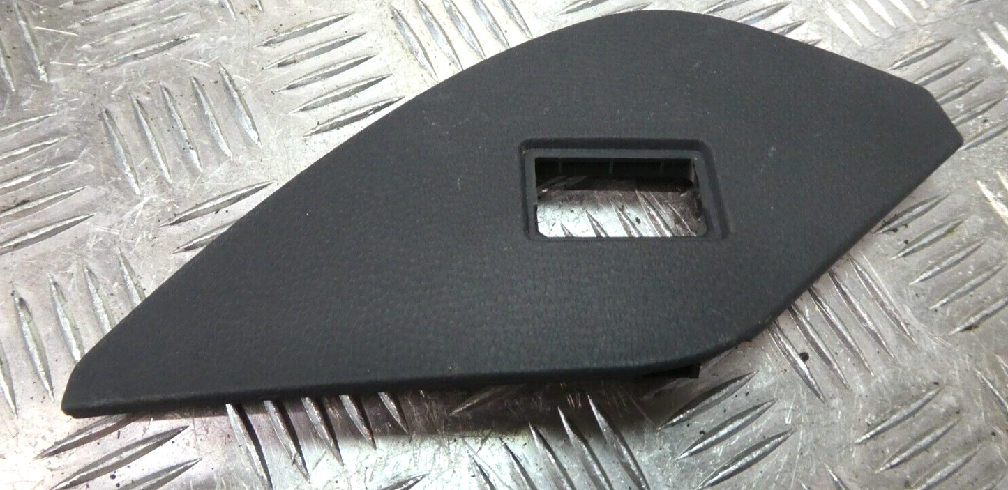 ID3 ID.3 Armaturenbrett Seitenverkleidung 10B858218 ORIGINAL gebraucht - Volkswagen