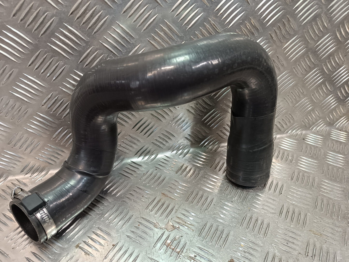 Jeep Grand Cherokee WK2 3.0 Turboschlauch 389191 22/16 ORIGINAL gebraucht - 55038006AE