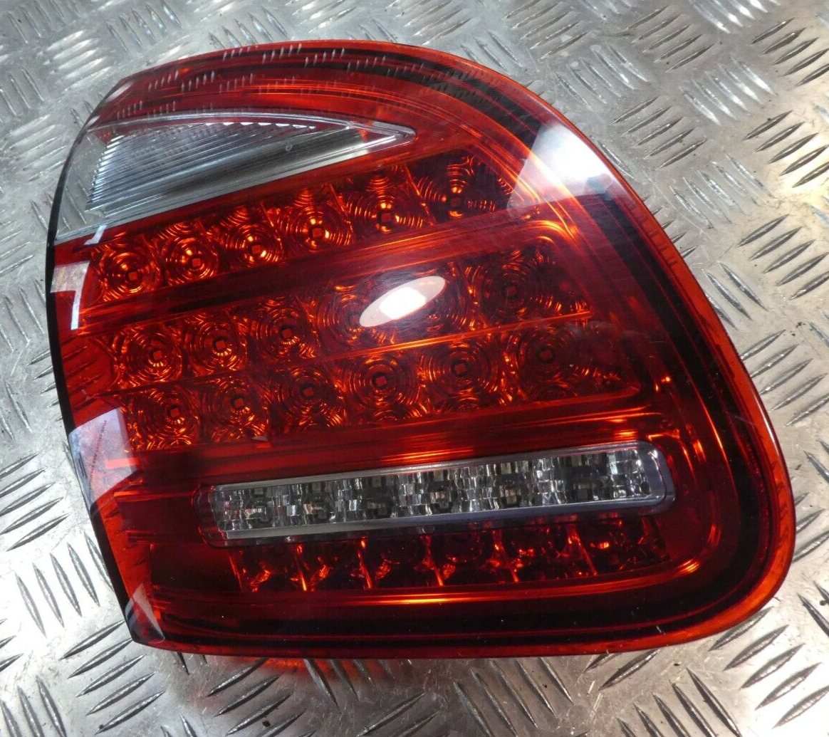 Porsche Cayenne 92A Hinten links innen Rückleuchte USA 7P5945093N ORIGINAL gebraucht - Heckleuchte