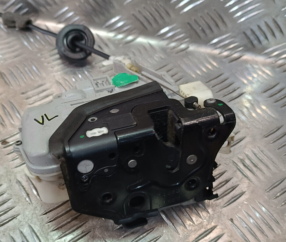 Porsche Cayenne S 92A Vorne Links Türschloss 8J1837015B ORIGINAL gebraucht - Stellmotor
