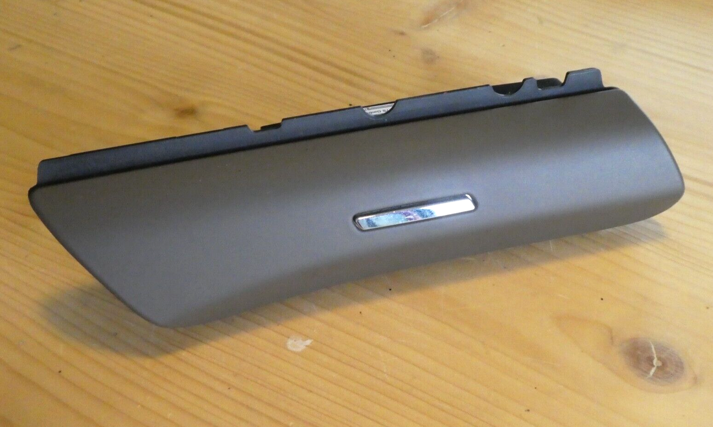Porsche Cayenne 92A Staufach Hinten Rechts 7P5857952 Braun ORIGINAL gebraucht - Umbra ORIGINAL gebraucht - Aschenbecher