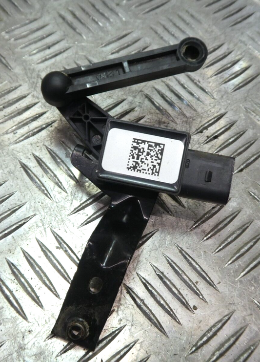 ID3 ID.3 original Niveausensor Hinterachse mit Halter 1EA512521C gebraucht - Volkswagen