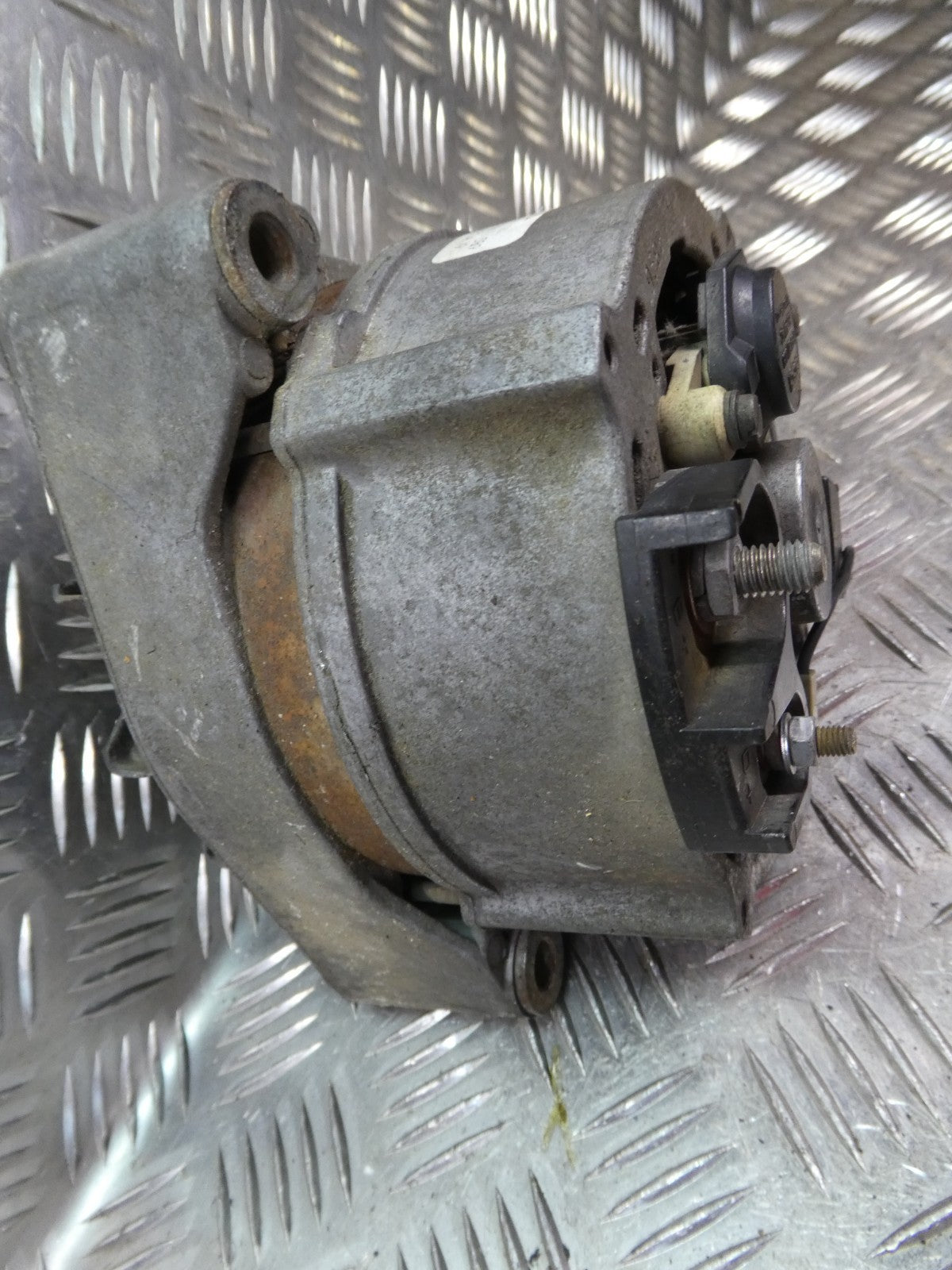 Mercedes-Benz W126 C126 II Serie Generator Lichtmaschine BOSCH ORIGINAL gebraucht - 0120469588