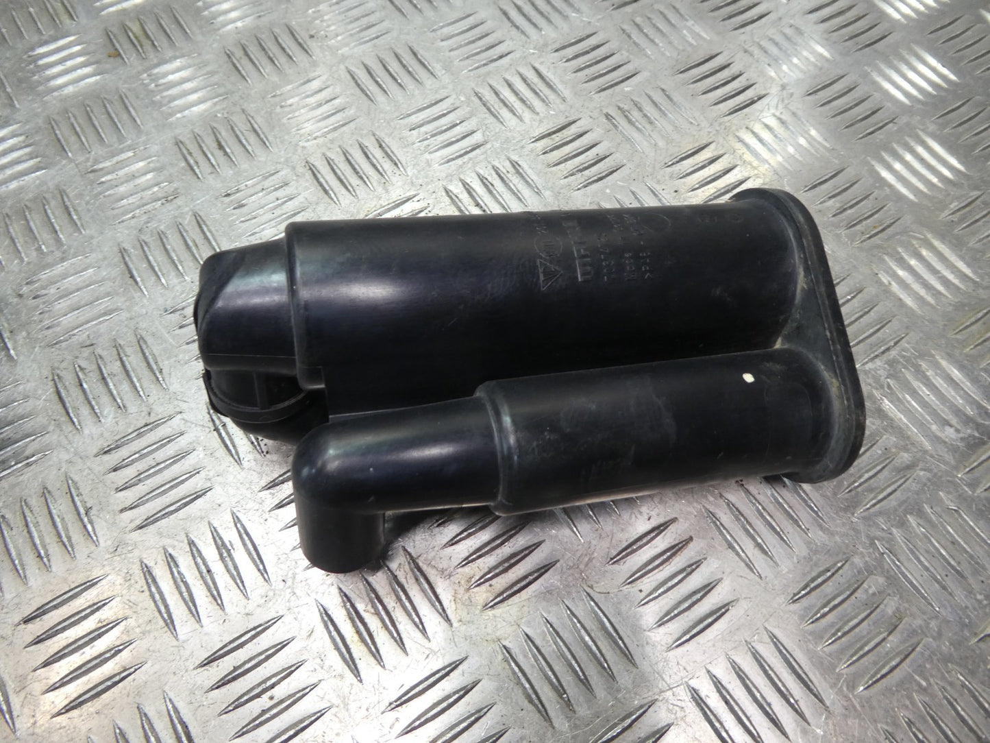 Porsche Panamera 970 Kraftstoffdampf-Aktivkohlefilter ORIGINAL gebraucht - 97020133000