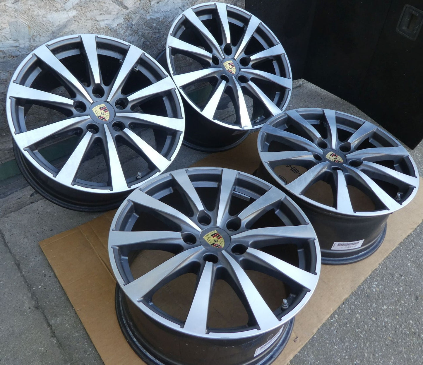 Orig Porsche 970 19 zoll Alufelgen satz SPEEDLINE mit RDK & Nabendeckel ORIGINAL gebraucht - Panamera