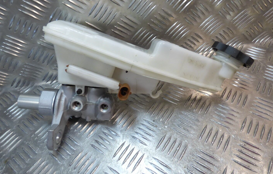 OPEL ASTRA K 1.4 Hauptbremszylinder mit Behälter Bremsflüssigkeit GM ORIGINAL gebraucht - 32669020