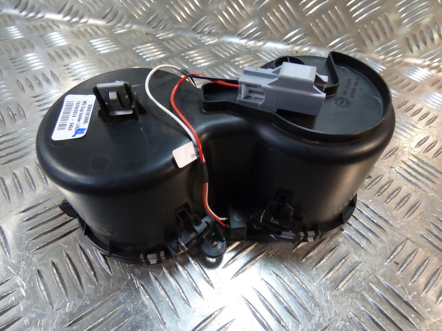 Jeep Grand IV WK2 Getränkehalter mit Beleuchtung in Mittelkonsolle ORIGINAL gebraucht - Cherokee